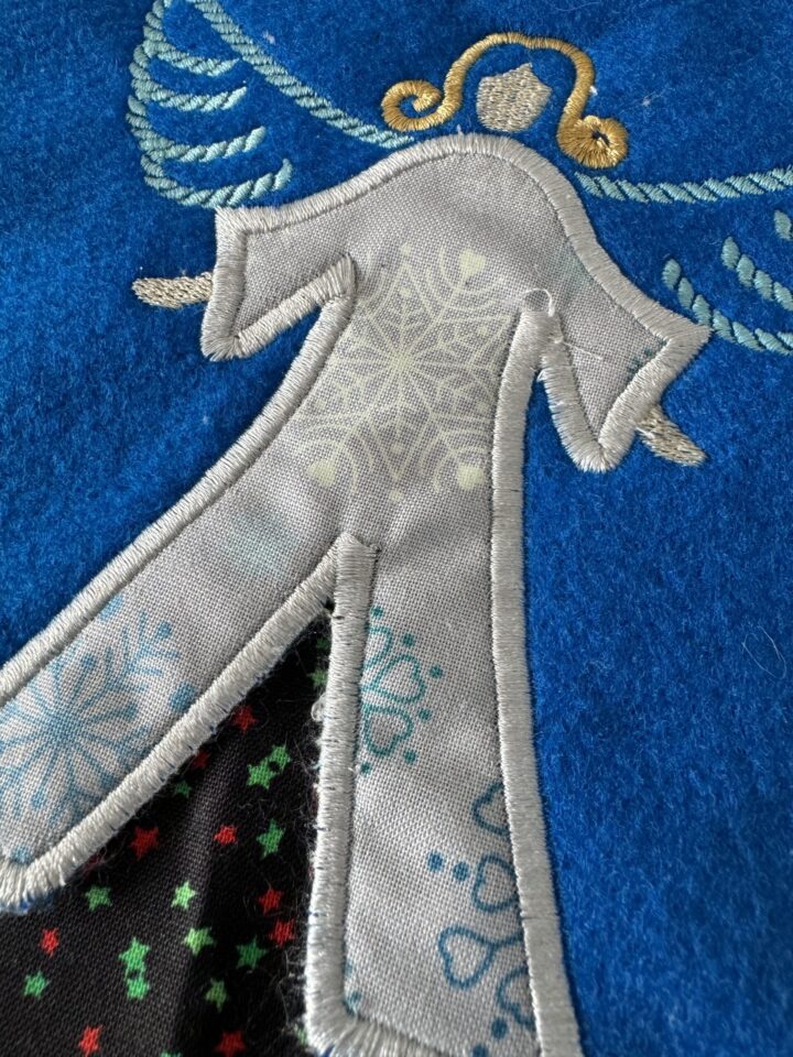 Split Christmas Appliqué Embroidery Designs 5 Designs Included - Image 5